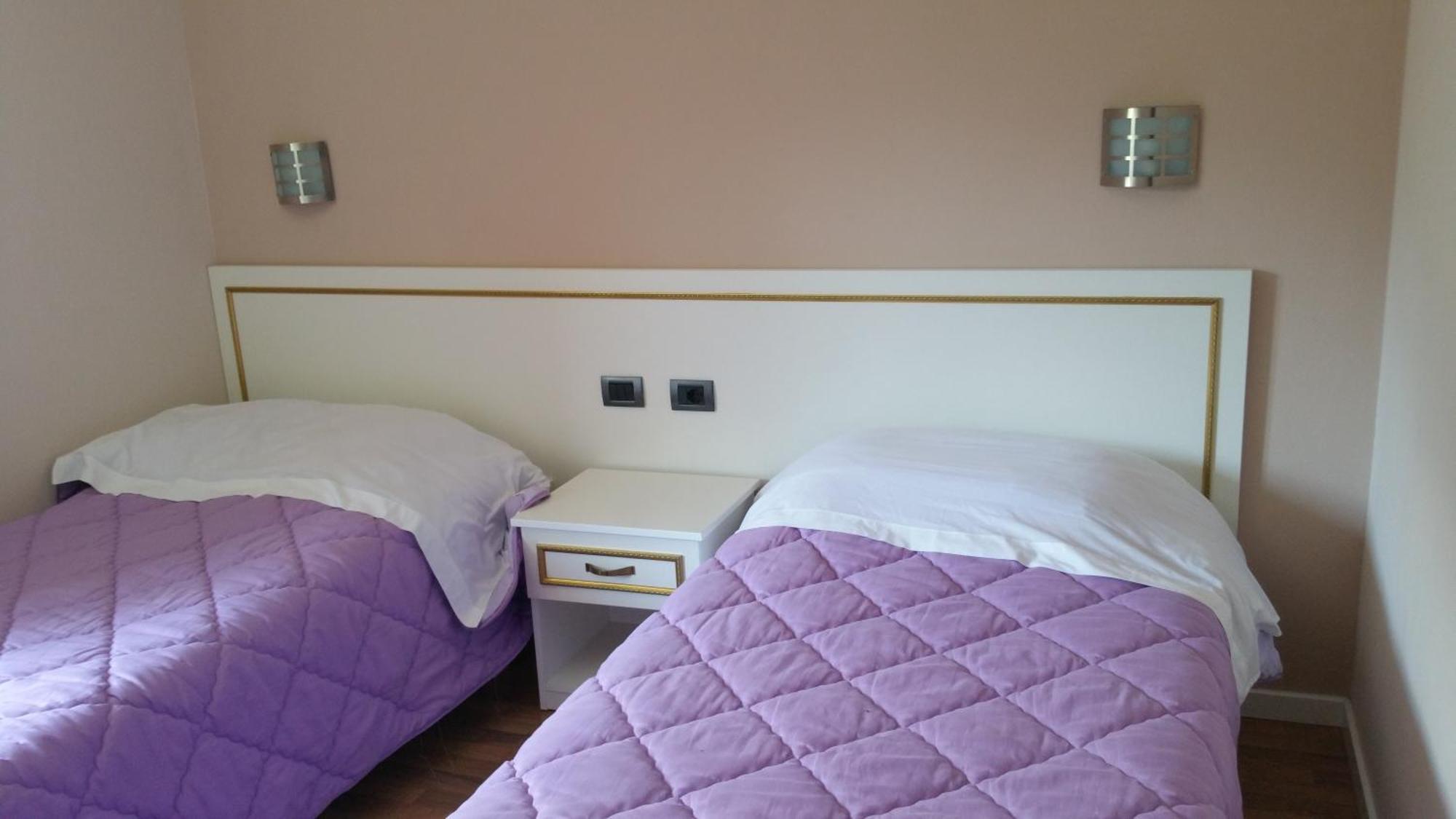 Hotel Margjeka Valbone Oda fotoğraf